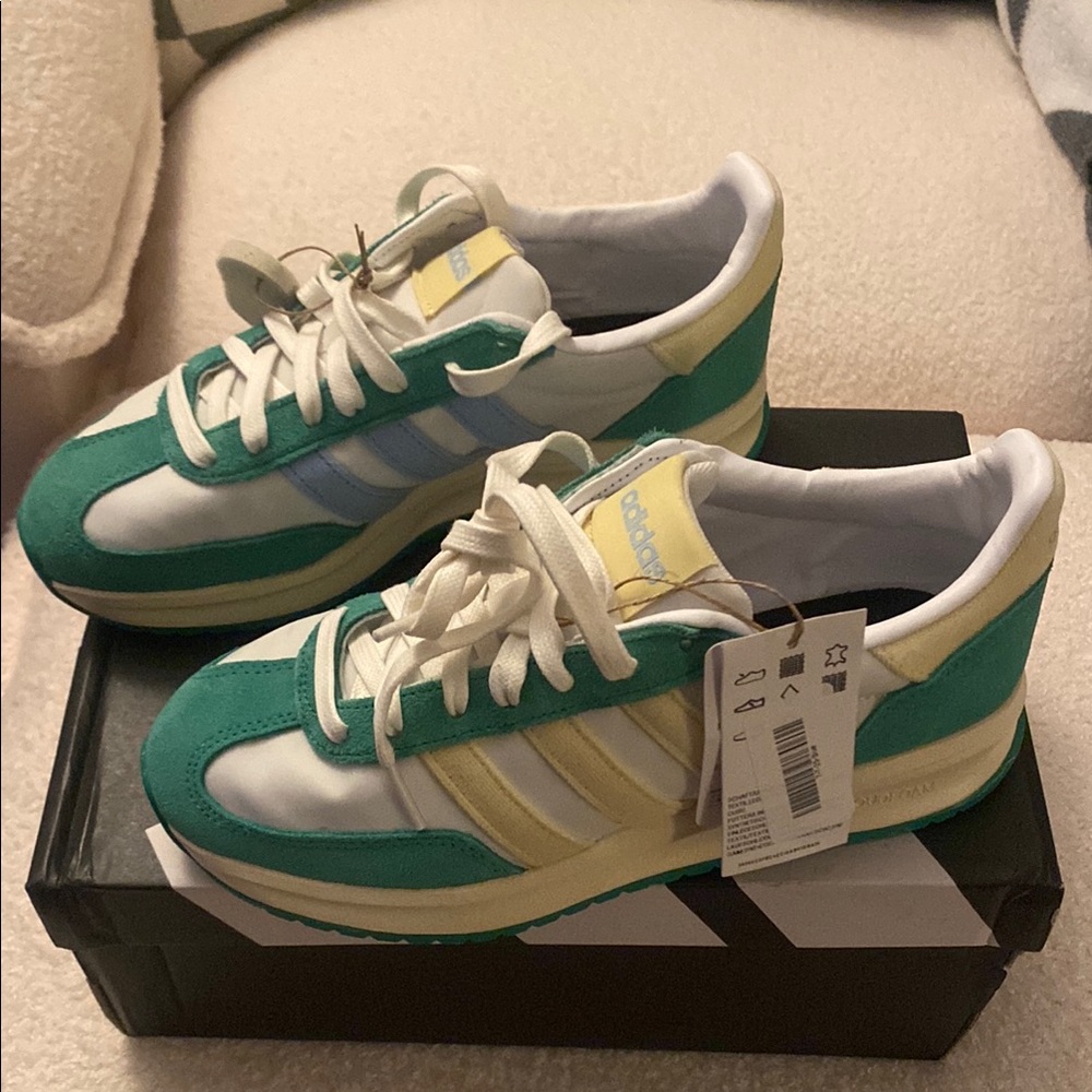 Adidas Run 70s 2.0
